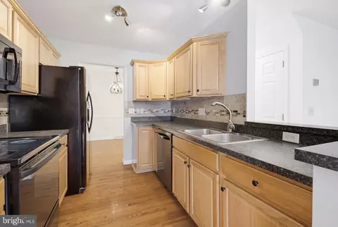 Kitchen - 766 Keller Dr, Lititz, PA 17543 photo 4 of 4