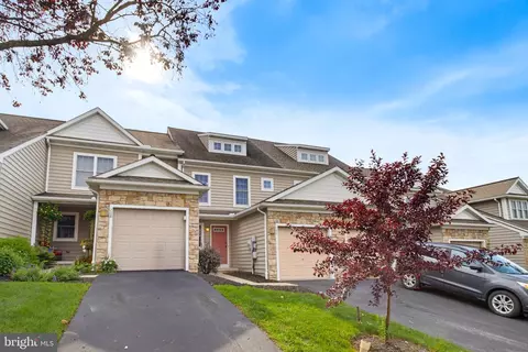 Exterior - 766 Keller Dr, Lititz, PA 17543 photo 2 of 4