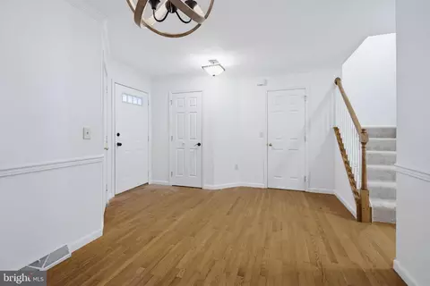 Entry Way - 766 Keller Dr, Lititz, PA 17543 photo 3 of 6