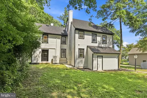 Exterior - 1616 Lampeter Rd, Lancaster, PA 17602 photo 7 of 12
