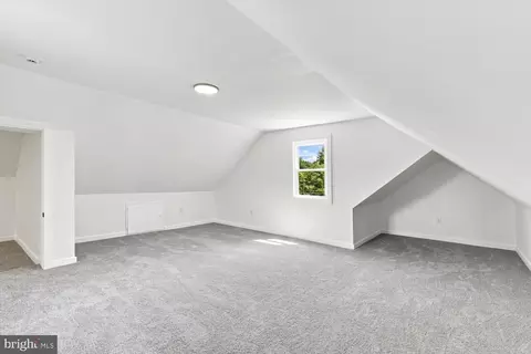 Bedroom - 1616 Lampeter Rd, Lancaster, PA 17602 photo 2 of 10