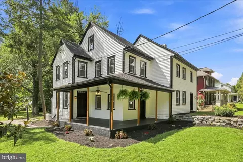 Exterior - 1616 Lampeter Rd, Lancaster, PA 17602 photo 3 of 12