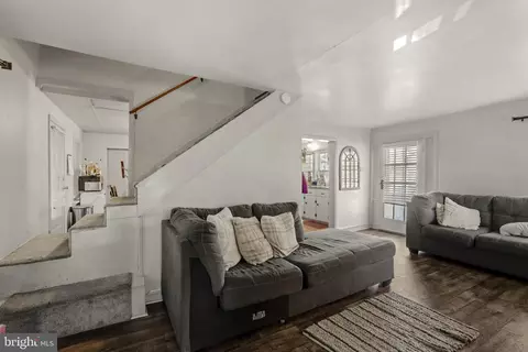Entry Way - 107 Crest Rd, Lititz, PA 17543 photo 1 of 1