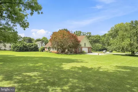 1529 Eshelman Mill Rd, Willow Street, PA 17584