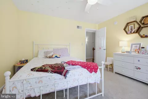 Bedroom - 1189 Suffolk Dr, Lititz, PA 17543 photo 6 of 6