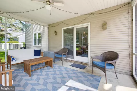 Exterior - 1189 Suffolk Dr, Lititz, PA 17543 photo 6 of 11