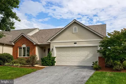 210 Whitechapel Rd, Lancaster, PA 17603