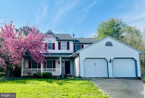 450 Sunrise Blvd, Elizabethtown, PA 17022