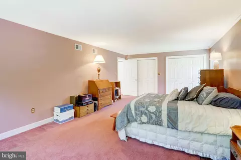 Bedroom - 372 Rudy Dam Rd, Lititz, PA 17543 photo 4 of 8