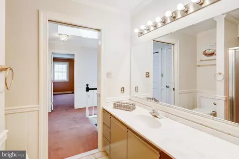 Bath - 372 Rudy Dam Rd, Lititz, PA 17543 photo 5 of 9
