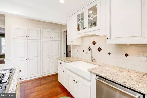 Kitchen - 372 Rudy Dam Rd, Lititz, PA 17543 photo 7 of 12