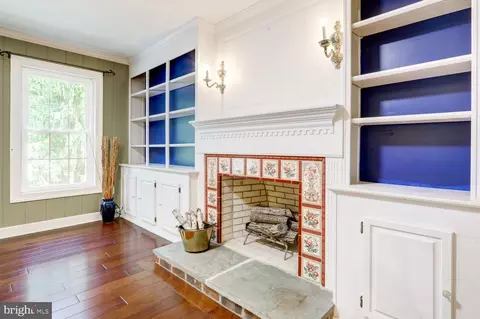 Living - 372 Rudy Dam Rd, Lititz, PA 17543 photo 3 of 7