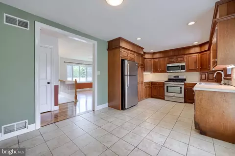 Other - 131 S Oak St, Lititz, PA 17543 photo 1 of 17