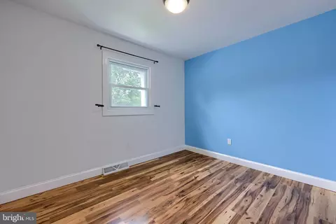 Bedroom - 131 S Oak St, Lititz, PA 17543 photo 1 of 1