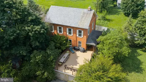 52 Pennsy Rd, New Providence, PA 17560