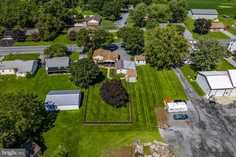 View/Area - 426 E 28th Division Hwy, Lititz, PA 17543 photo 2 of 9