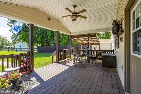 Exterior - 426 E 28th Division Hwy, Lititz, PA 17543 photo 10 of 15