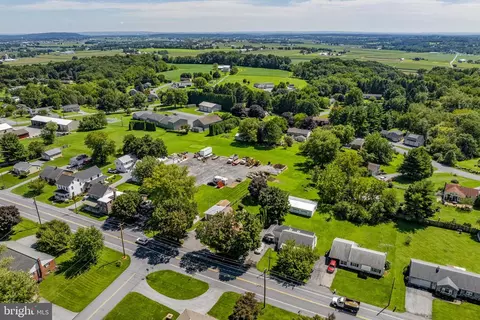 View/Area - 426 E 28th Division Hwy, Lititz, PA 17543 photo 3 of 9