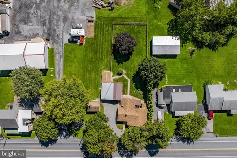 View/Area - 426 E 28th Division Hwy, Lititz, PA 17543 photo 1 of 9