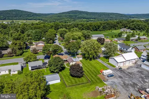 View/Area - 426 E 28th Division Hwy, Lititz, PA 17543 photo 8 of 9