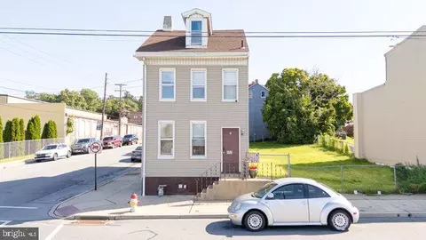 353 N 2nd St, Columbia, PA 17512