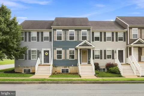 218 Sable Dr, Marietta, PA 17547