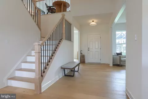 Entry Way - 405 Royal Hunt Way, Lititz, PA 17543 photo 1 of 11