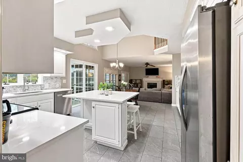 Kitchen - 140 Olde Field Dr, Lititz, PA 17543 photo 1 of 3