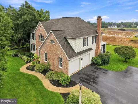 View/Area - 140 Olde Field Dr, Lititz, PA 17543 photo 1 of 2