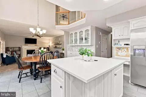 Kitchen - 140 Olde Field Dr, Lititz, PA 17543 photo 3 of 3