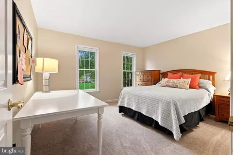Bedroom - 140 Olde Field Dr, Lititz, PA 17543 photo 1 of 7