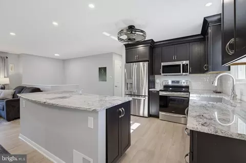 Kitchen - 104 Oxford Dr, Lititz, PA 17543 photo 1 of 3