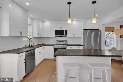 Kitchen - 116 Meadows Bnd, Lititz, PA 17543 photo 2 of 3