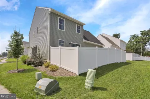 Exterior - 116 Meadows Bnd, Lititz, PA 17543 photo 6 of 6