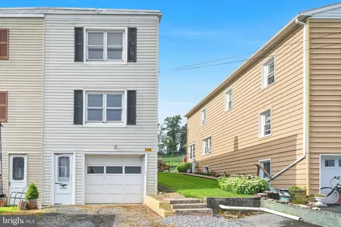 1305 Kramer Mill Rd, Denver, PA 17517