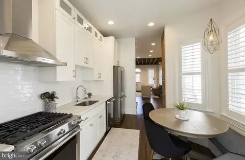 218 W Chestnut St, Lancaster, PA 17603