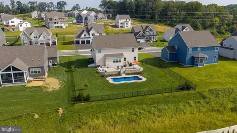 View/Area - 117 Cameron Ln, Lititz, PA 17543 photo 5 of 11