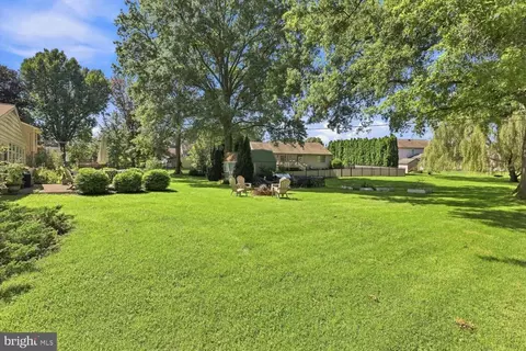 Exterior - 18 Pfautz Ave, Lititz, PA 17543 photo 12 of 12