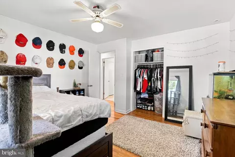 Bedroom - 18 Pfautz Ave, Lititz, PA 17543 photo 4 of 6