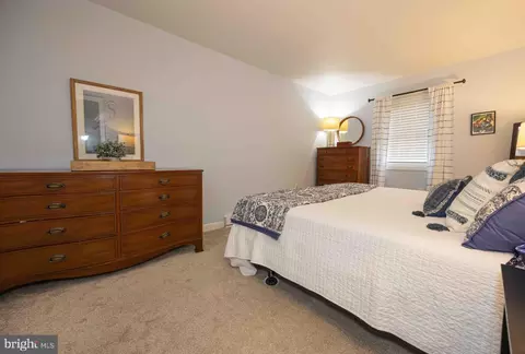 Bedroom - 543 Golden St, Lititz, PA 17543 photo 1 of 4