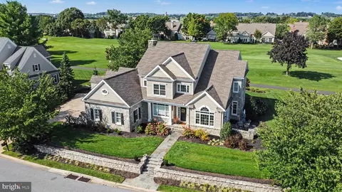 View/Area - 671 Bent Creek Dr, Lititz, PA 17543 photo 2 of 6