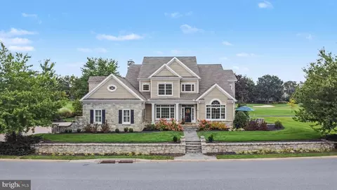 Exterior - 671 Bent Creek Dr, Lititz, PA 17543 photo 1 of 7