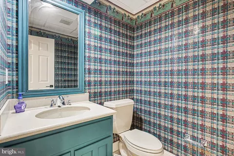 Bath - 671 Bent Creek Dr, Lititz, PA 17543 photo 5 of 5