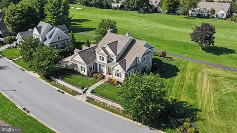 View/Area - 671 Bent Creek Dr, Lititz, PA 17543 photo 4 of 6