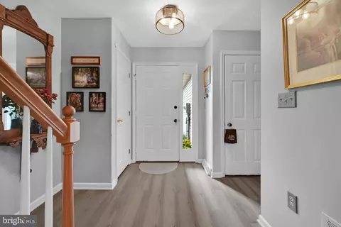Entry Way - 69 Pebble Creek Dr, Lititz, PA 17543 photo 1 of 4