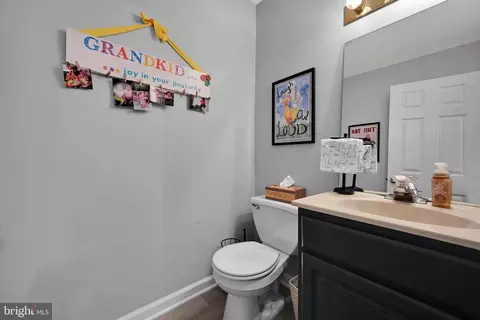 Entry Way - 69 Pebble Creek Dr, Lititz, PA 17543 photo 3 of 4