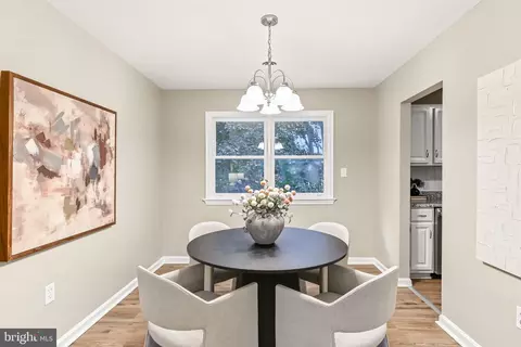 Dining - 30 Buttonwood Dr, Lititz, PA 17543 photo 1 of 4