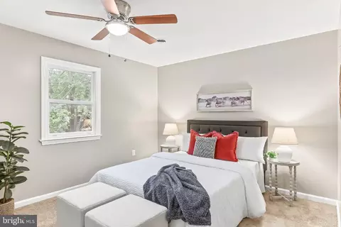 Bedroom - 30 Buttonwood Dr, Lititz, PA 17543 photo 1 of 5