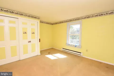 Bedroom - 12 Picnic Woods Cir, Lititz, PA 17543 photo 1 of 4
