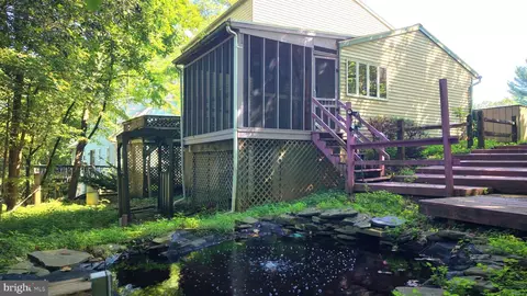 Exterior - 12 Picnic Woods Cir, Lititz, PA 17543 photo 2 of 5
